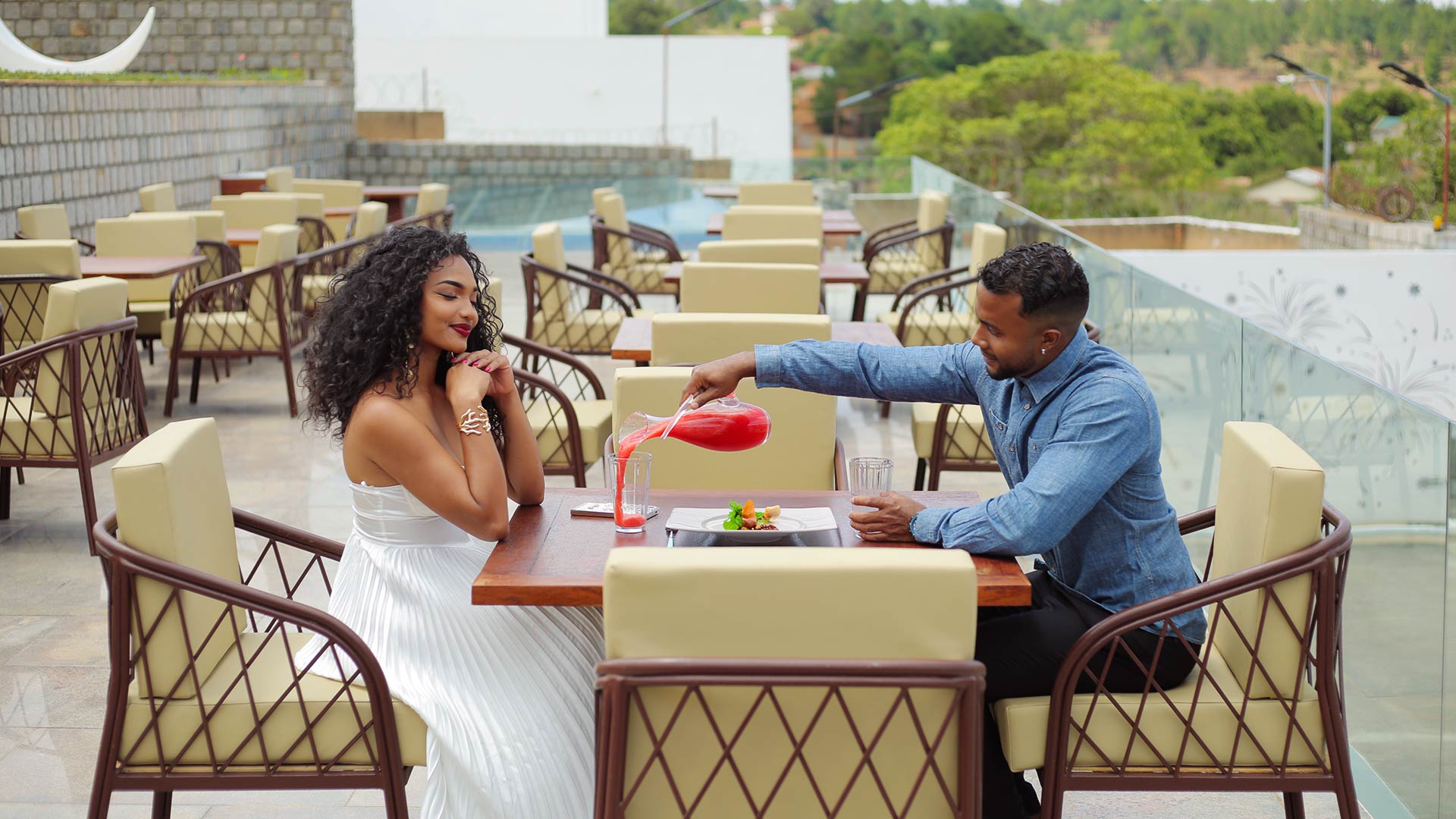 Ricefield-valley-hotel-discover-restaurant